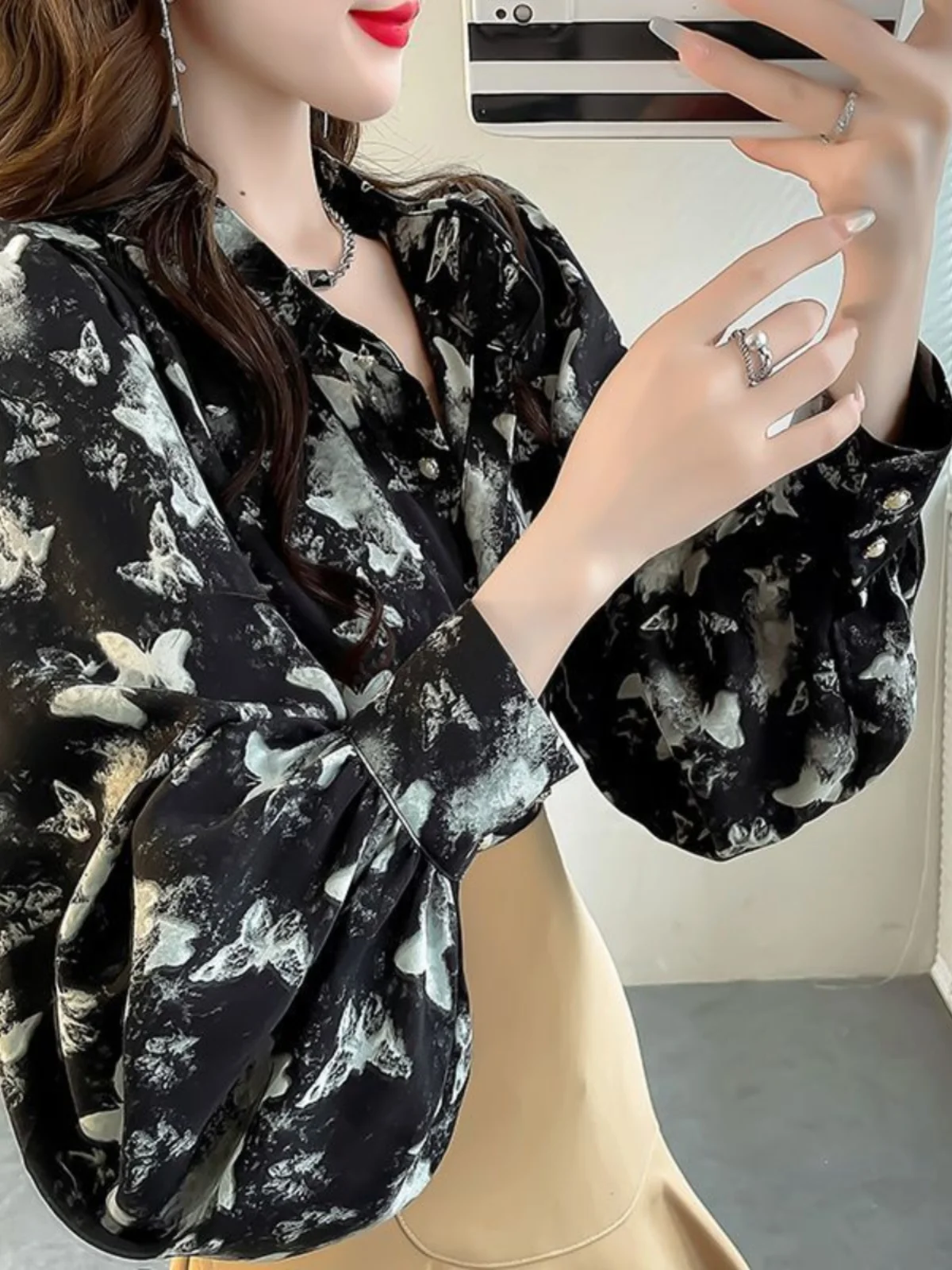

Autumn New Loose Lantern Sve Women's irt Small Print Chiffon Blouse Collar Long Sve plus Size Polyester