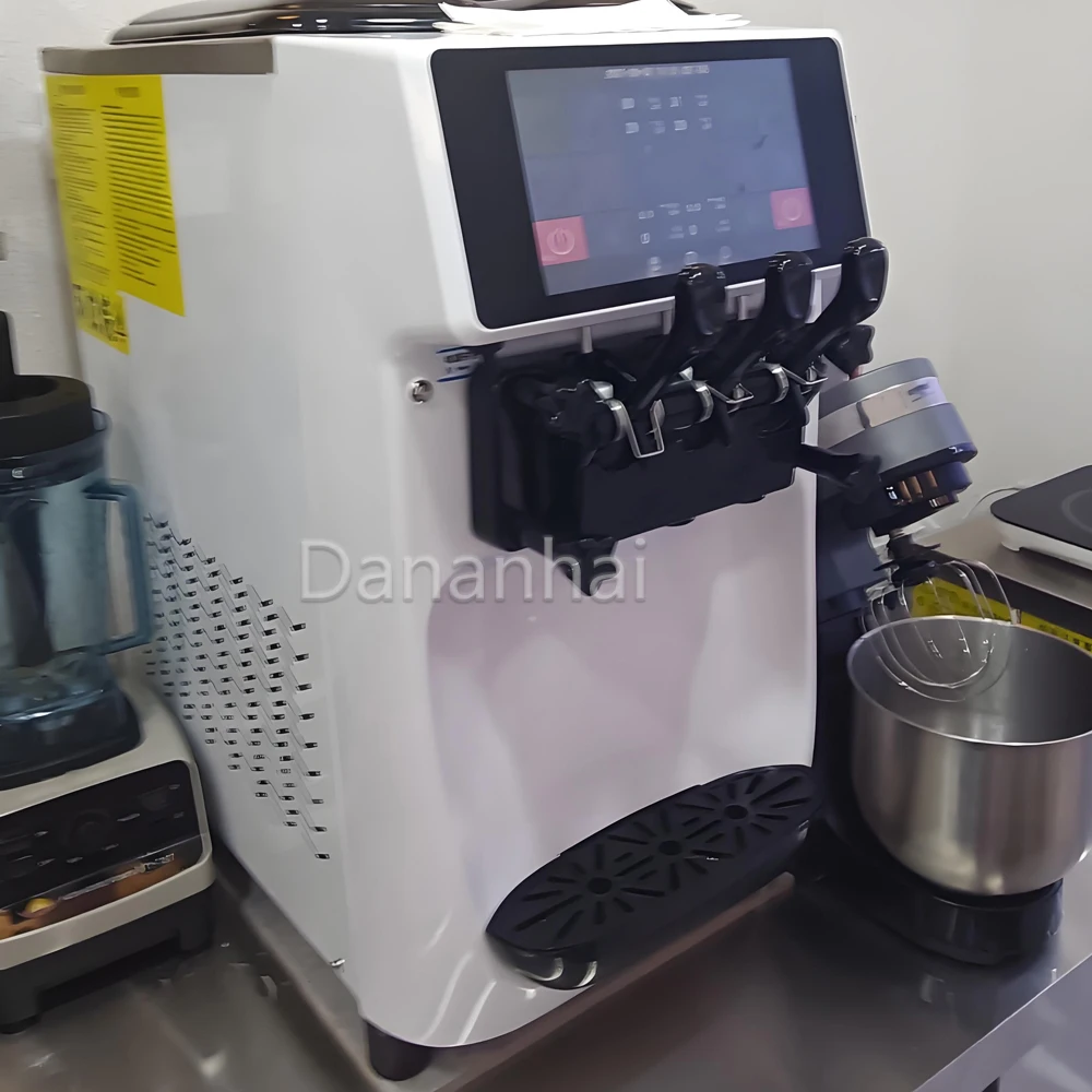 3 Flavor GT32ERLW Commercial Soft Serve Ice Cream Machine Multi-Functional Ice Cream Making Equipment For Cafe Restaurant