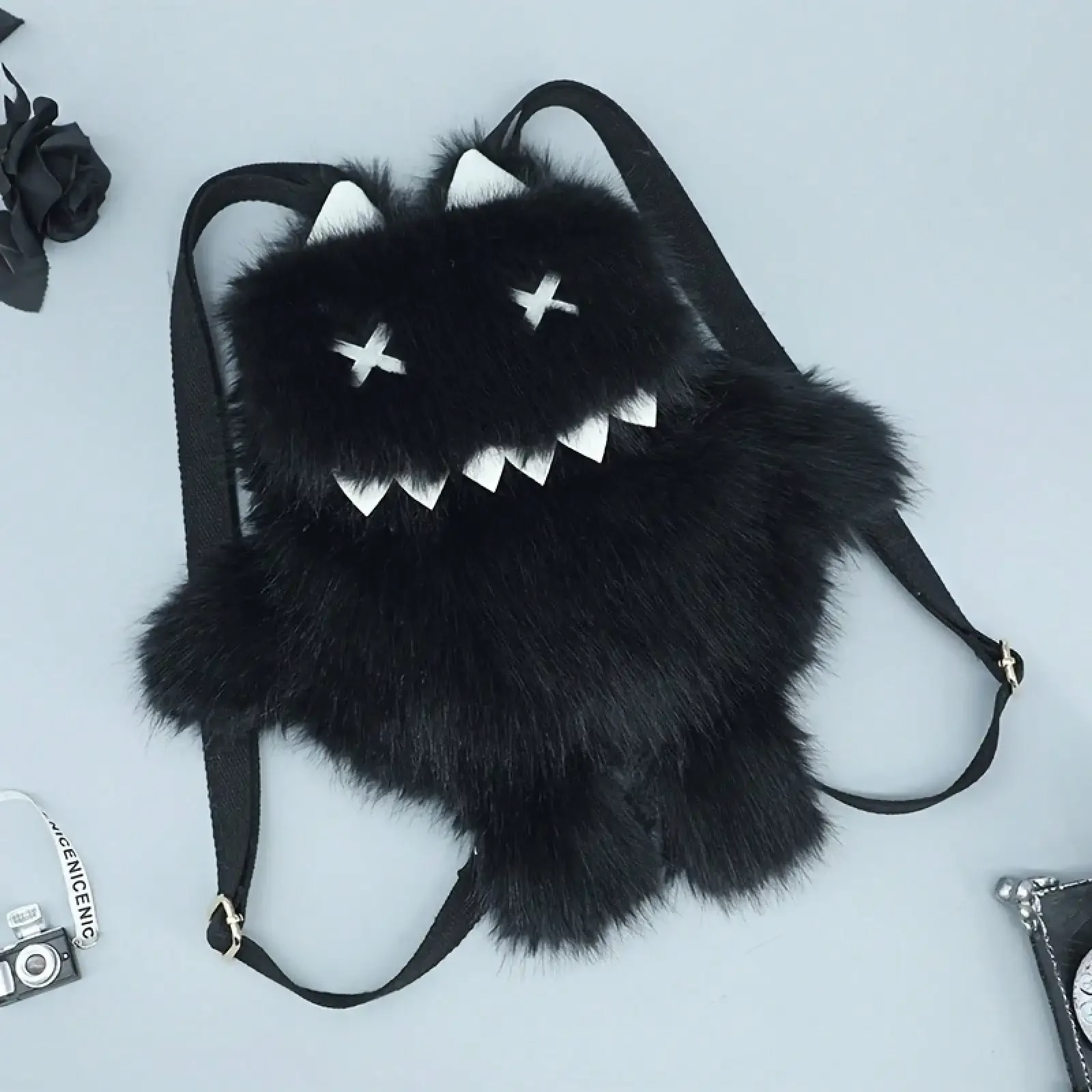 

1 Piece, Cute Black And White Anti-Hair Plush Cat Backpack, Equipped With Party-Themed Decorations And Cartoon Accessories