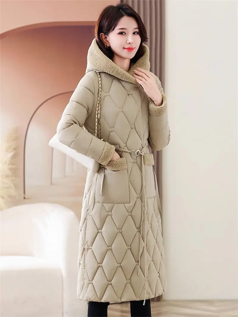 2024 New High-End Slim Fit Down Cotton Jackets Women Autumn Winter Style Coat Warm Fashion Elegant Spliced Parkas K2510