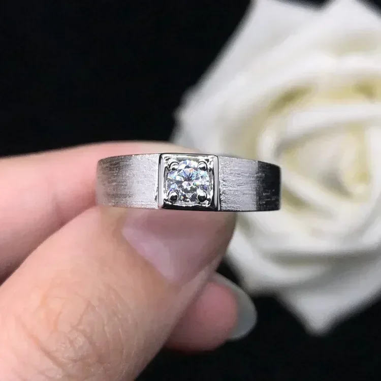 

Solid 14K White Gold AU585 Platinum PT950 Simple 0.3 Carat Diamond Ring Frosted Compact Moissan Diamond Men's Ring One Piece