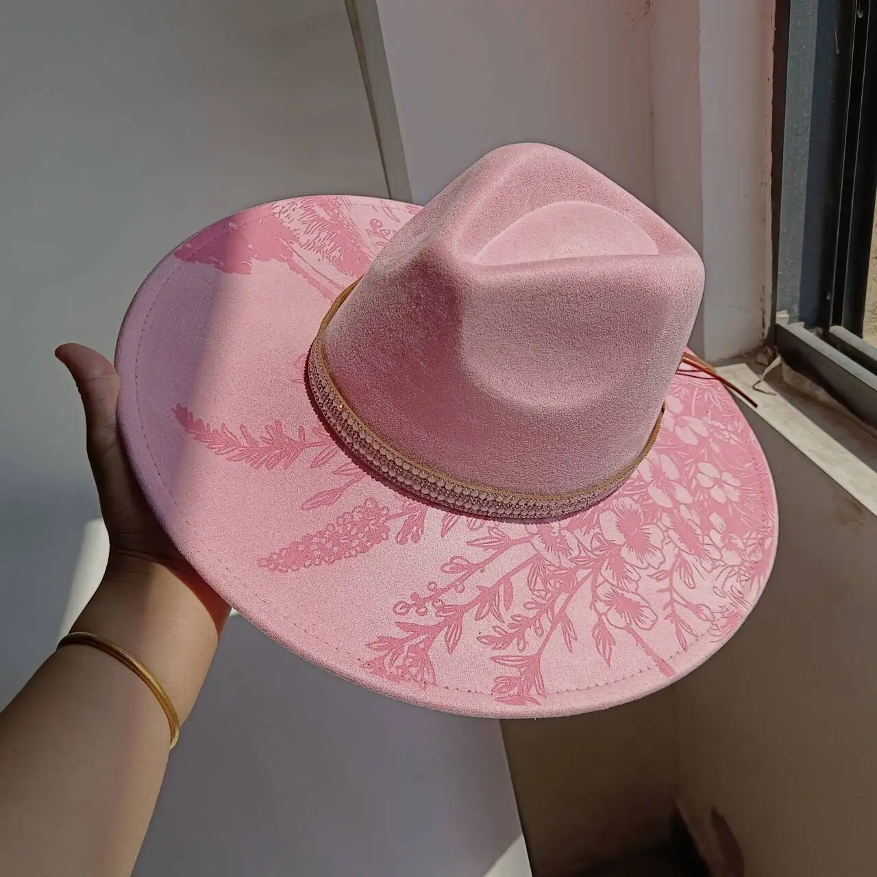 Customizable Suede Burned hat Fedora 9.5cm Brim Early Autumn Style featuring pyrography and burn шапка женская