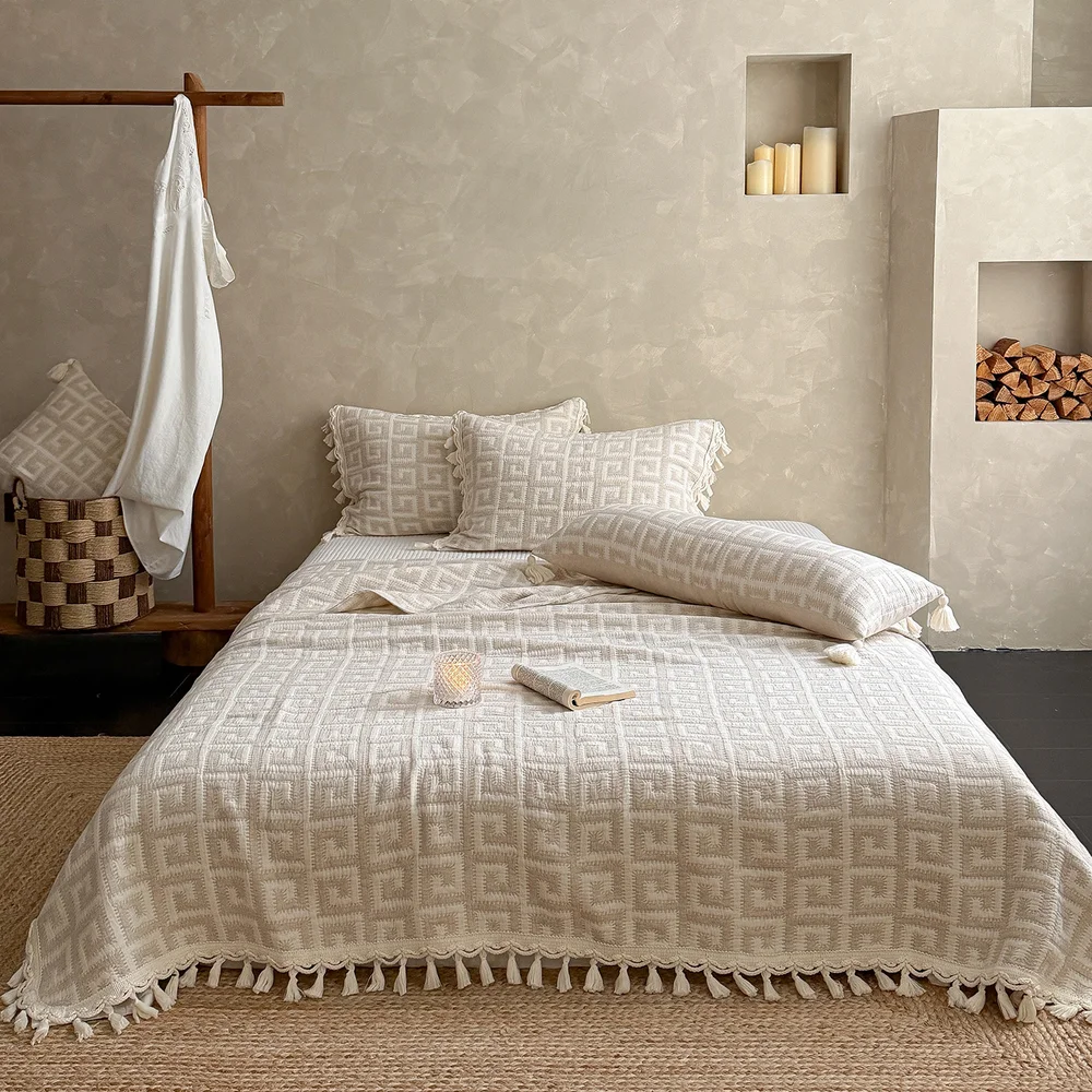 Cotton Linen 3-Layer Gauze Throw Blanket Yarn-Dyed Jacquard Tassel Coverlet Light Quilt Bedspread Nap Towel Blanket Sofa Throw