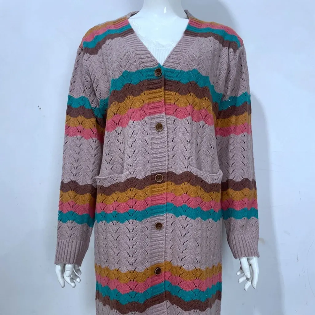 

Women's V-Neck Cardigan Sweater with Pockets Button Detail Knitwear Top Color Matched Autumn Winter Fashion Casual Jacket