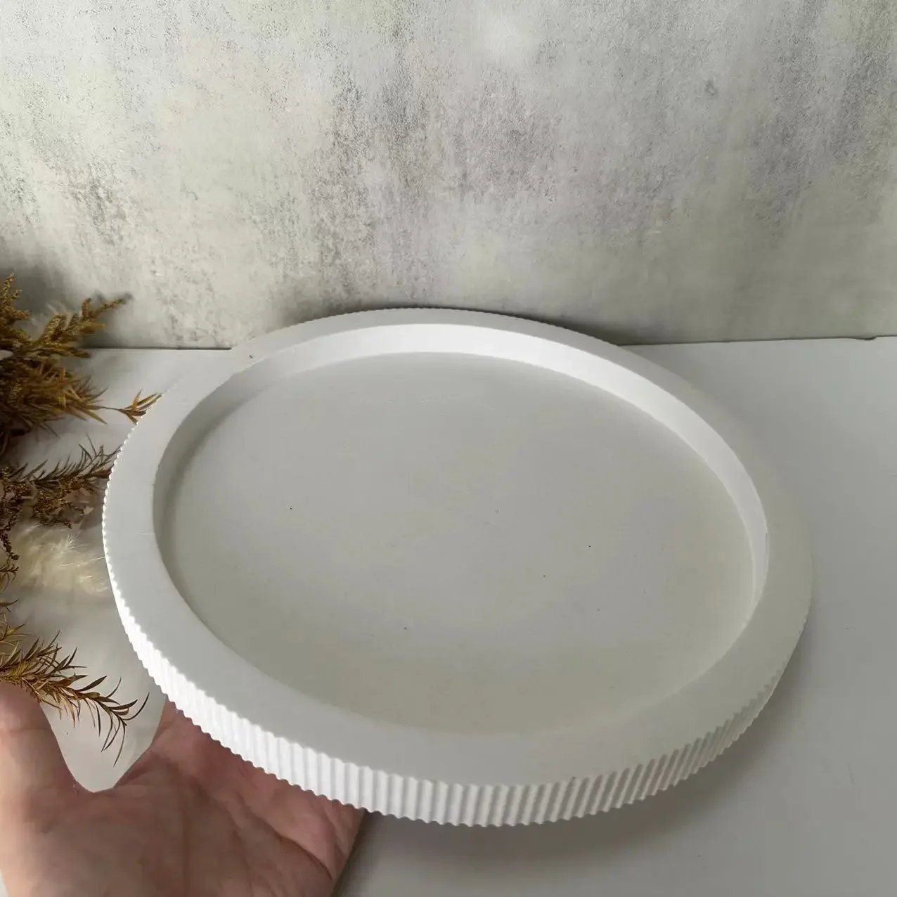 26CM Round Cement Tray Silicone Molds Handmade Plaster Epoxy Concrete Stripped Coaster Mould Storage Plate Dish Home Decoration