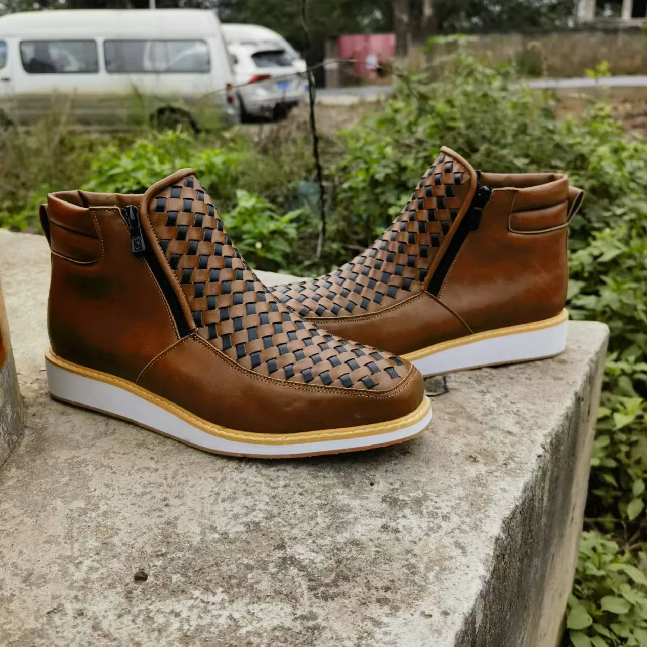 Neue Independent Station Western-Stil Handgewebte Cowboystiefel mit Seitenreißverschluss, niedrigem Schaft, aus PU-Leder, Damenschuhe mit flachem Absatz, Frühling Au... – Detail 3