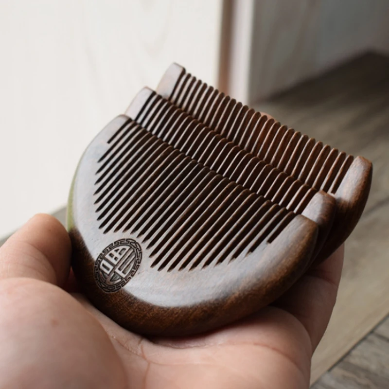 หวีดูแลเส้นผมหวีนวดไม้ธรรมชาติทำด้วยมือหวีไม้แกะสลักหวีไม้จันทร์หวีนวดป้องกันไฟฟ้าสถิตย์