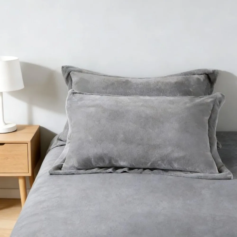 Simple Warm Flannel Pillowcase Soft Envelope Opening Sleeping Pillow Cover Solid Color Skin-friendly Cushion Cover Adult