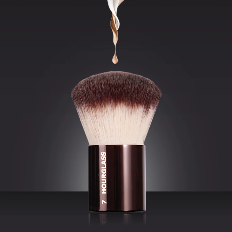 Hourglass Makeup Brush- No.7 Finishing Brush Soft Fiber Hair Portable Powder Brush Fashion Design Single Face Brush