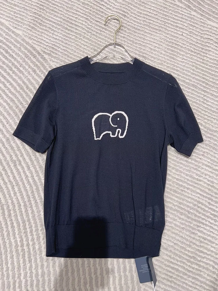 

Весенний новый стиль: вязаный свитер с маленьким слоником из мериносовой шерсти Yangzi, с биркой, повседневный, простой дизайн, длинный рукав, женский.