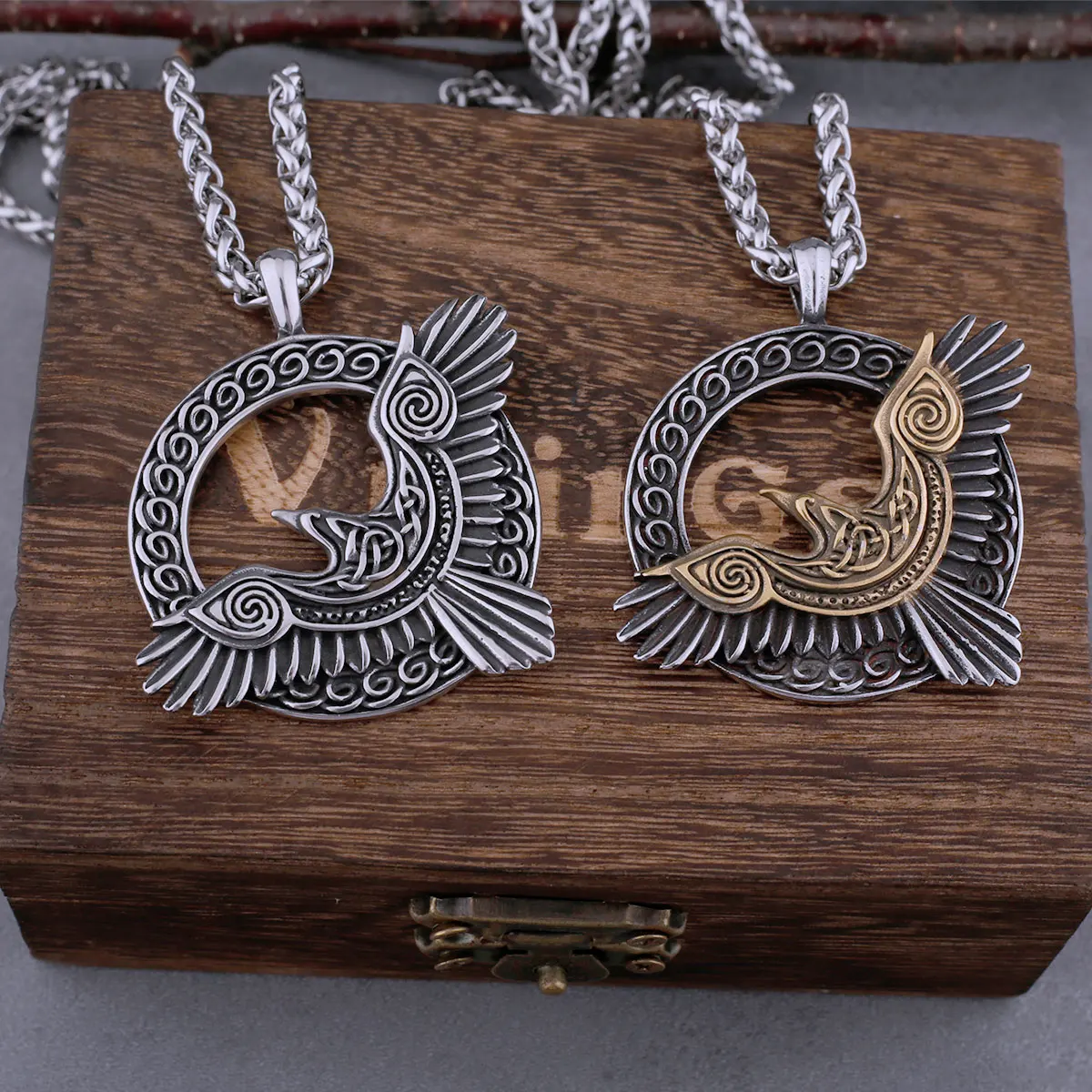 Stainless Steel Viking Odin Raven Necklace Men Vintage Huginn and Muninn Celtic Knot Fashion Amulet Pendant Jewelry Gifts