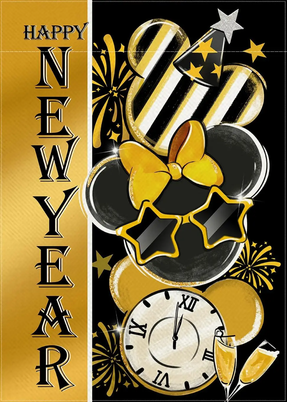 سنة جديدة سعيدة 2026 علم الحديقة المزخرف، ساعة ذهبية سوداء الشمبانيا الألعاب النارية ساحة الزينة الخارجية، عيد الميلاد الذهبي W IIE
