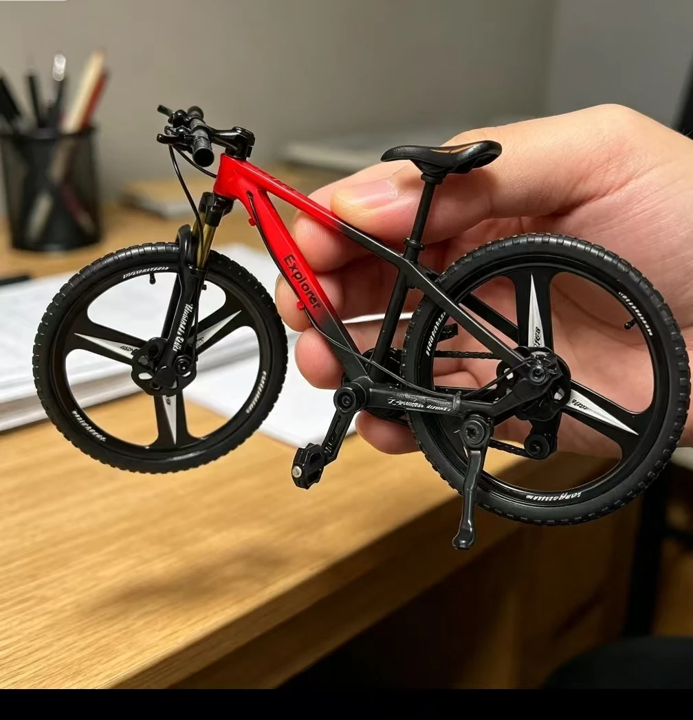 Simulation Mountain Bike Model Ornament, Mini MTB Bicycle Tabletop Decor, Metal Craft Home Office Display Collectible Gift