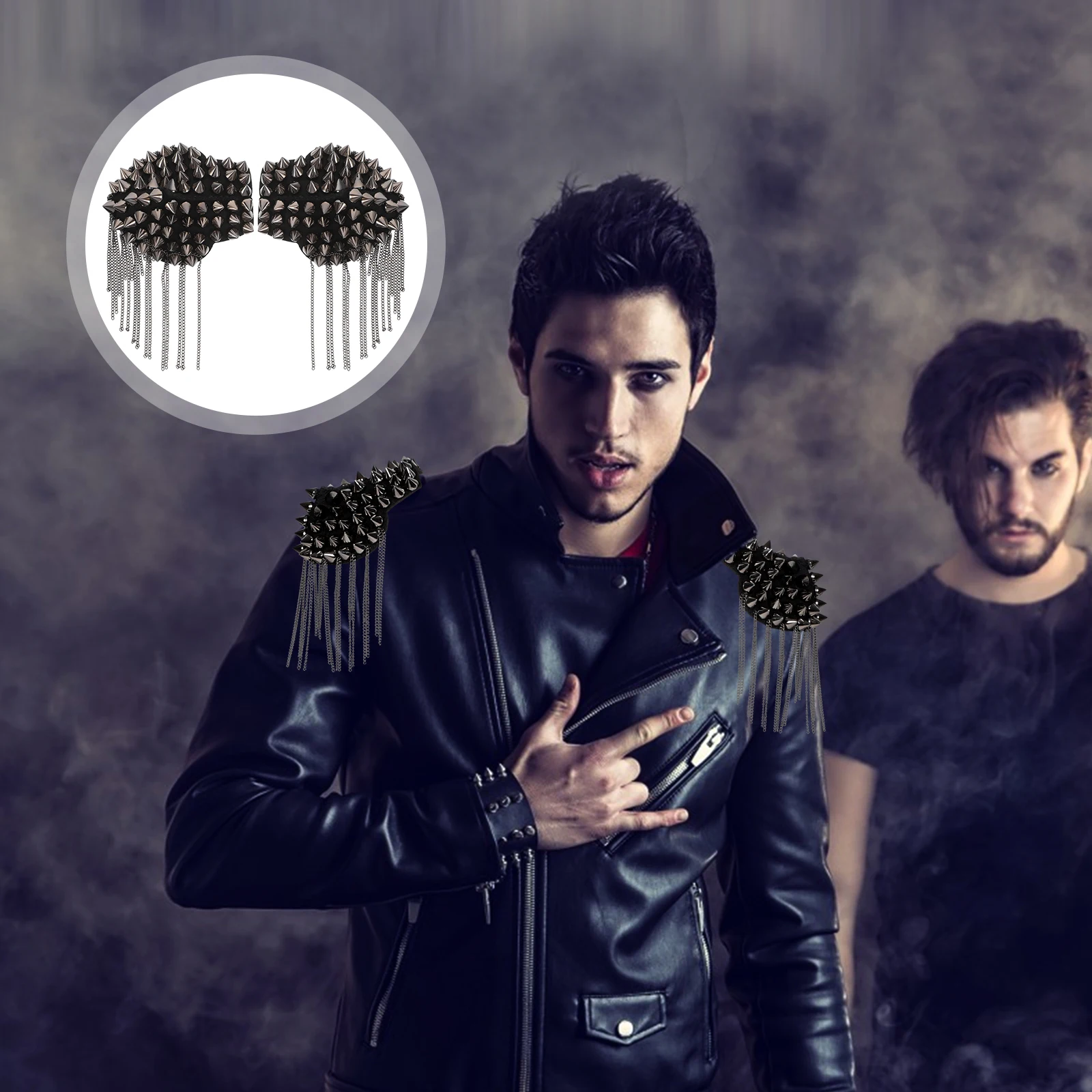 1 paio di spalline con borchie vintage uniforme spalla distintivo Ccb ferro non tessuto punk spalline retrò giocattolo a mano uniforme