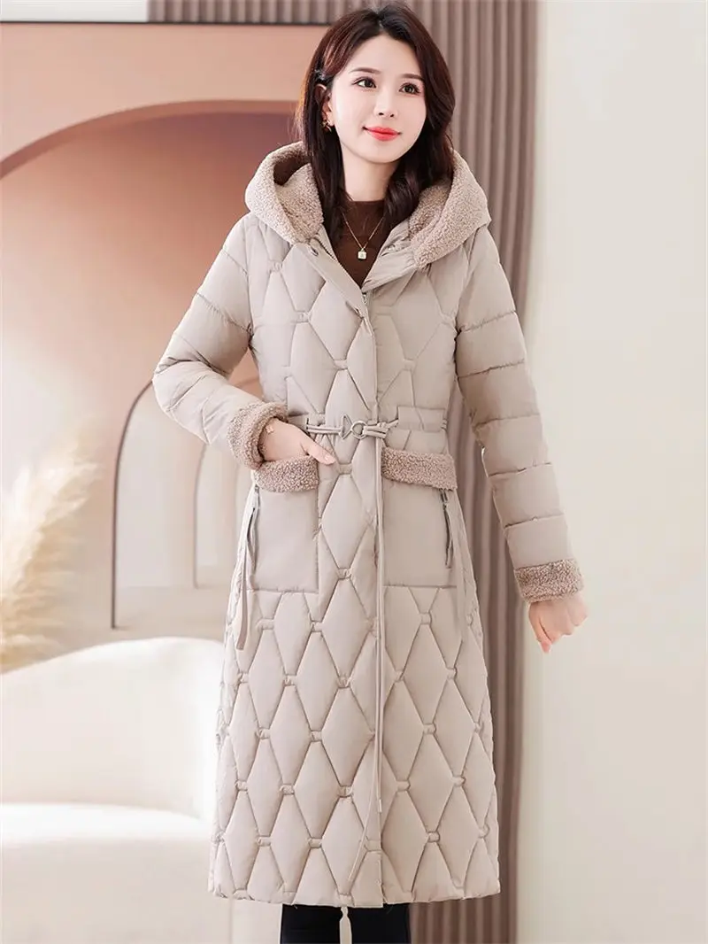 2024 New High-End Slim Fit Down Cotton Jackets Women Autumn Winter Style Coat Warm Fashion Elegant Spliced Parkas K2510