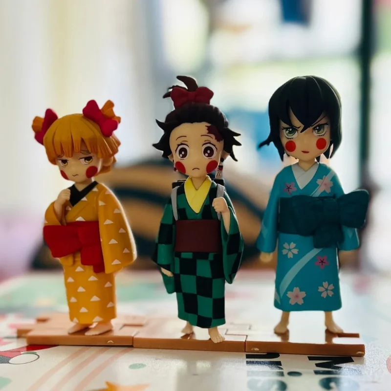 

9/12cm Original Kamado Inosuke Agatsuma Tanjirou Hashibira Zenitsu Demon Slayer Action Figure wafuku vesion change face Ornament