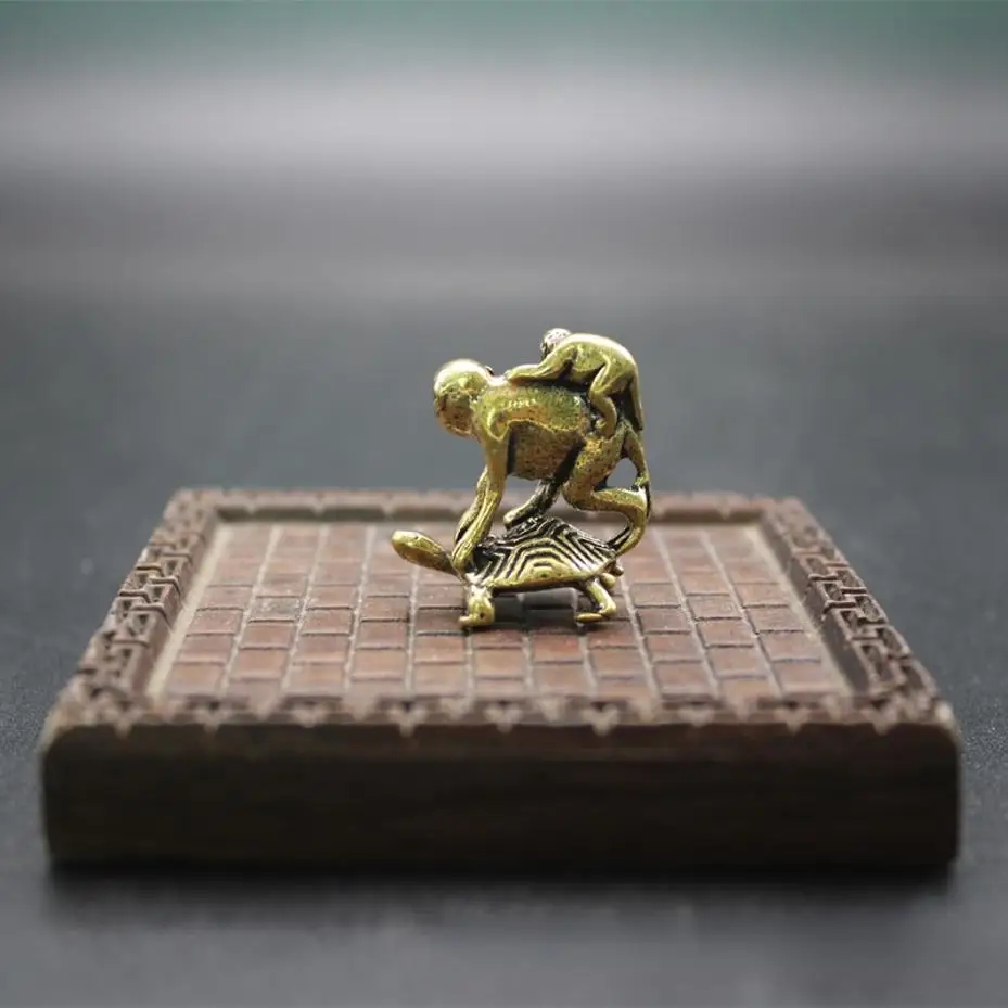 Creative New 1‑Piece Lucky Monkey Brass Ornament Generation To Generation Design Home Desk Decoration Creative Gift Accessory