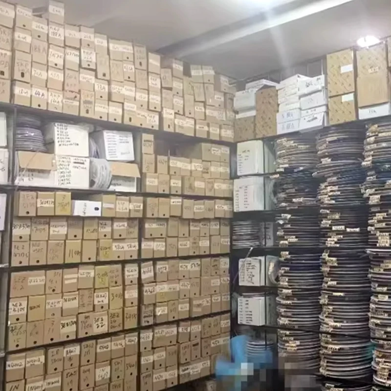 

(1piece)100% New MST9U13Q1 MST9U13Q1-1 -256