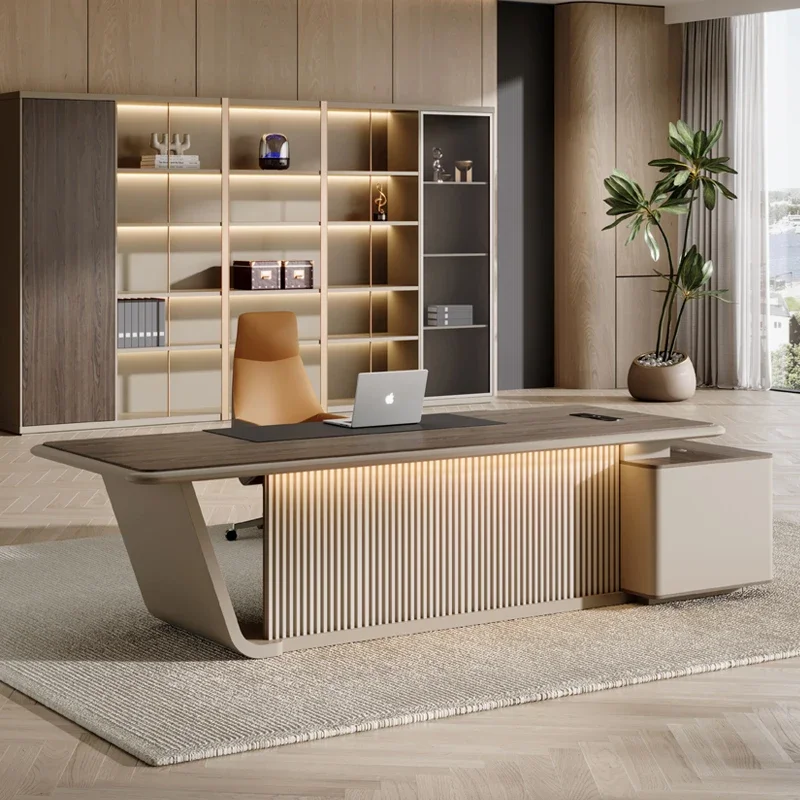 The Office Desk and Chair Combination of The Company's Boss Is Simple, Luxurious, and High-end. The CEO's Desk