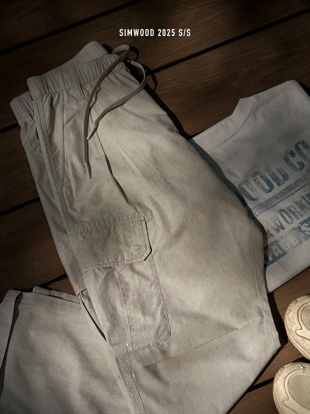 

SIMWOOD LR08 Straight Leg Wide Leg Workwear Paratrooper Pants Worn out Print Casual Trousers for Men Summer Season