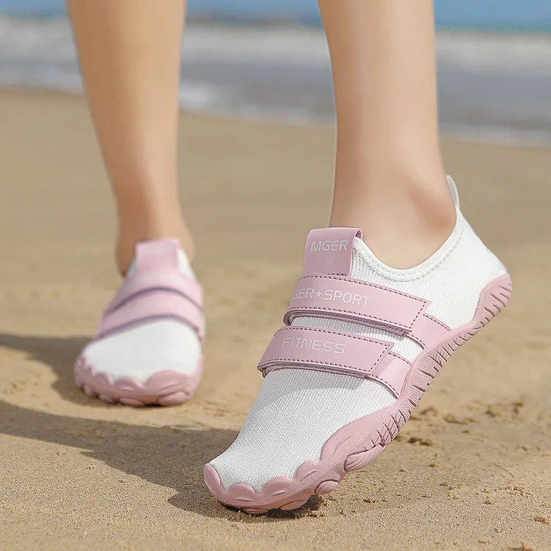 Chaussures d'eau à semelle extérieure en caoutchouc pour femmes, chaussures de natation respirantes, chaussures de plage décontractées, chaussures de fitness et de cyclisme, séchage rapide