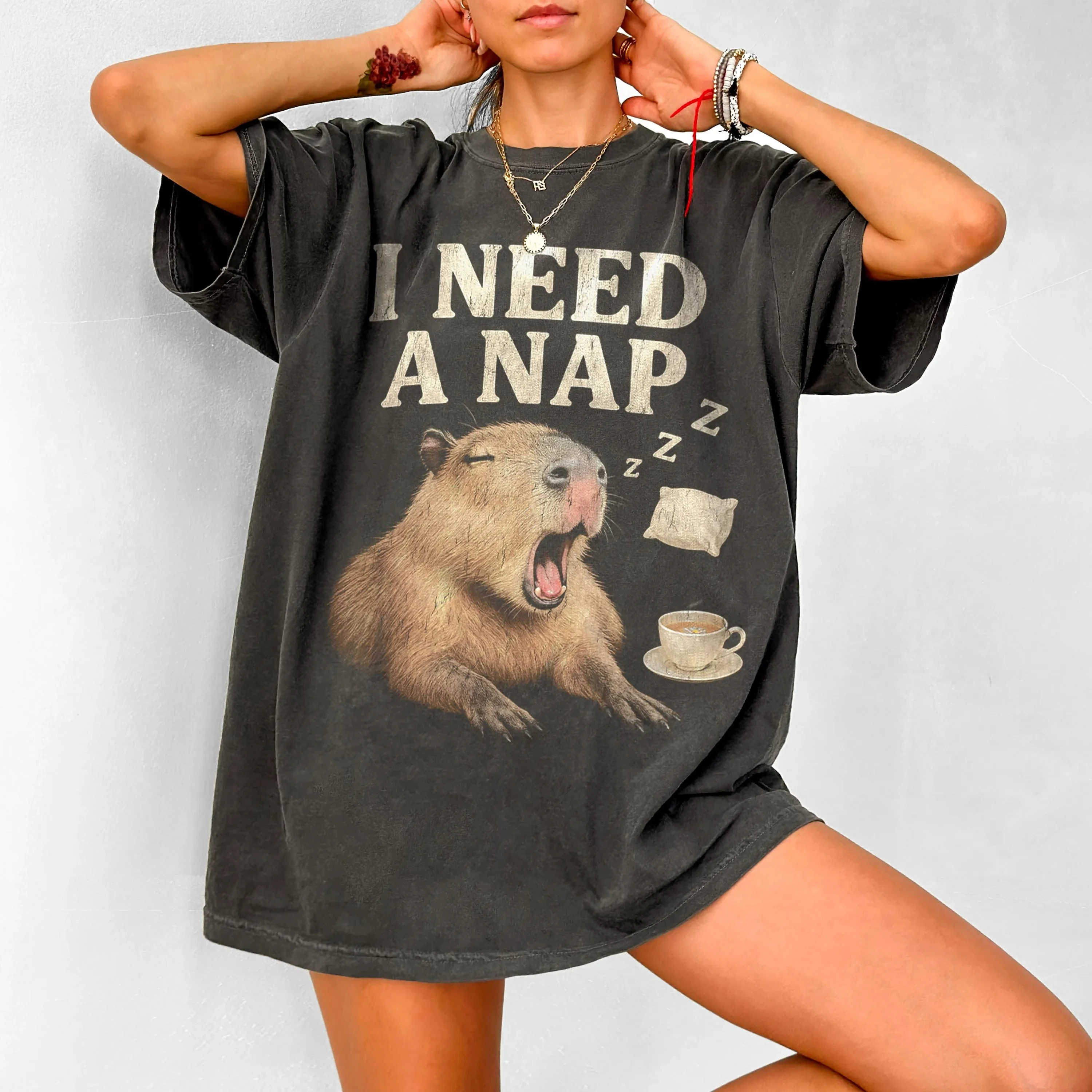 2026 Summer Women's Vintage Nap Capybara Graphic Print T-Shirt Unisex Cotton and Breathable Short Sleeve Oversized Loose Casual