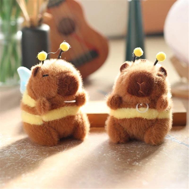 

090B Lovely Capybara Schoolbag Pendant Keychain Capybara Funny Sweet Capybara Cartoon Charm for Boys Girls Vending Machine