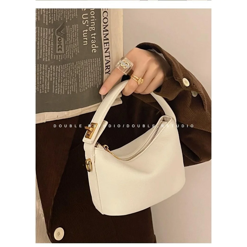 2026 New Lunch Box Cloud Bag Handheld Leisure Small Square Bag Single Shoulder Crossbody Bag Zero Wallet