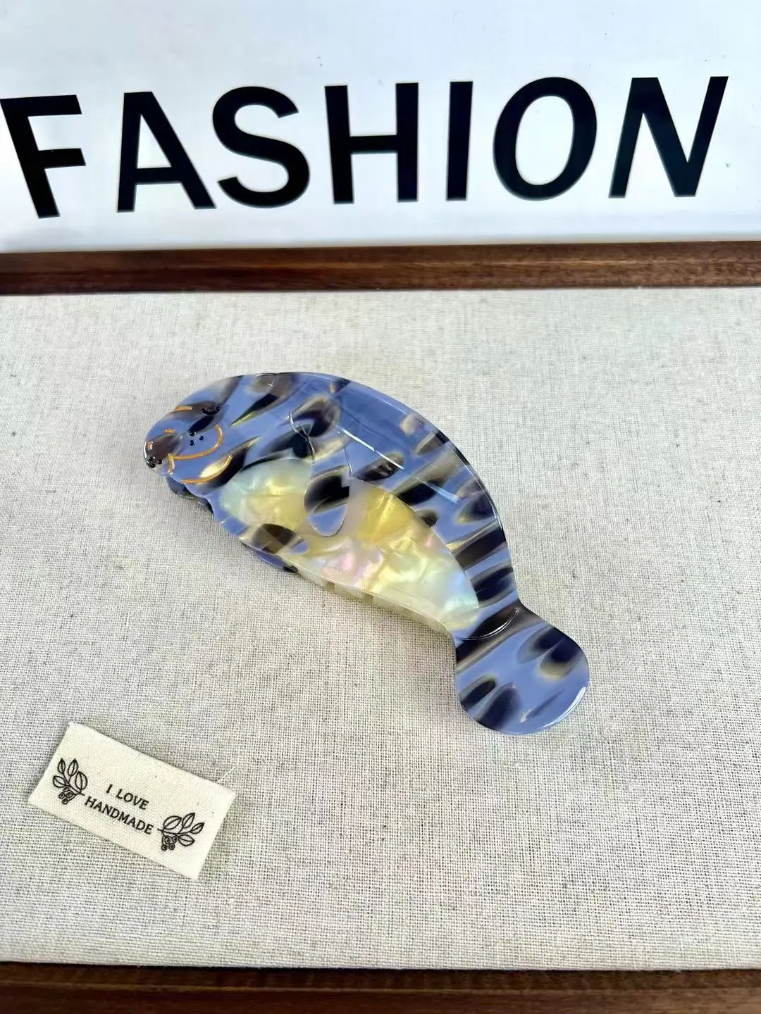 Thumbnail 4 - #57 Latest Trendy Hair Clips Offers