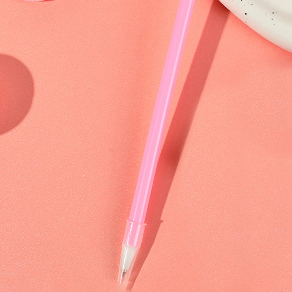 

2 шт., милые ручки в форме сердца, начинки на День Святого Валентина, тонкие гладкие ручки для письма, ведения журнала, офисного использования, ручки с черными чернилами