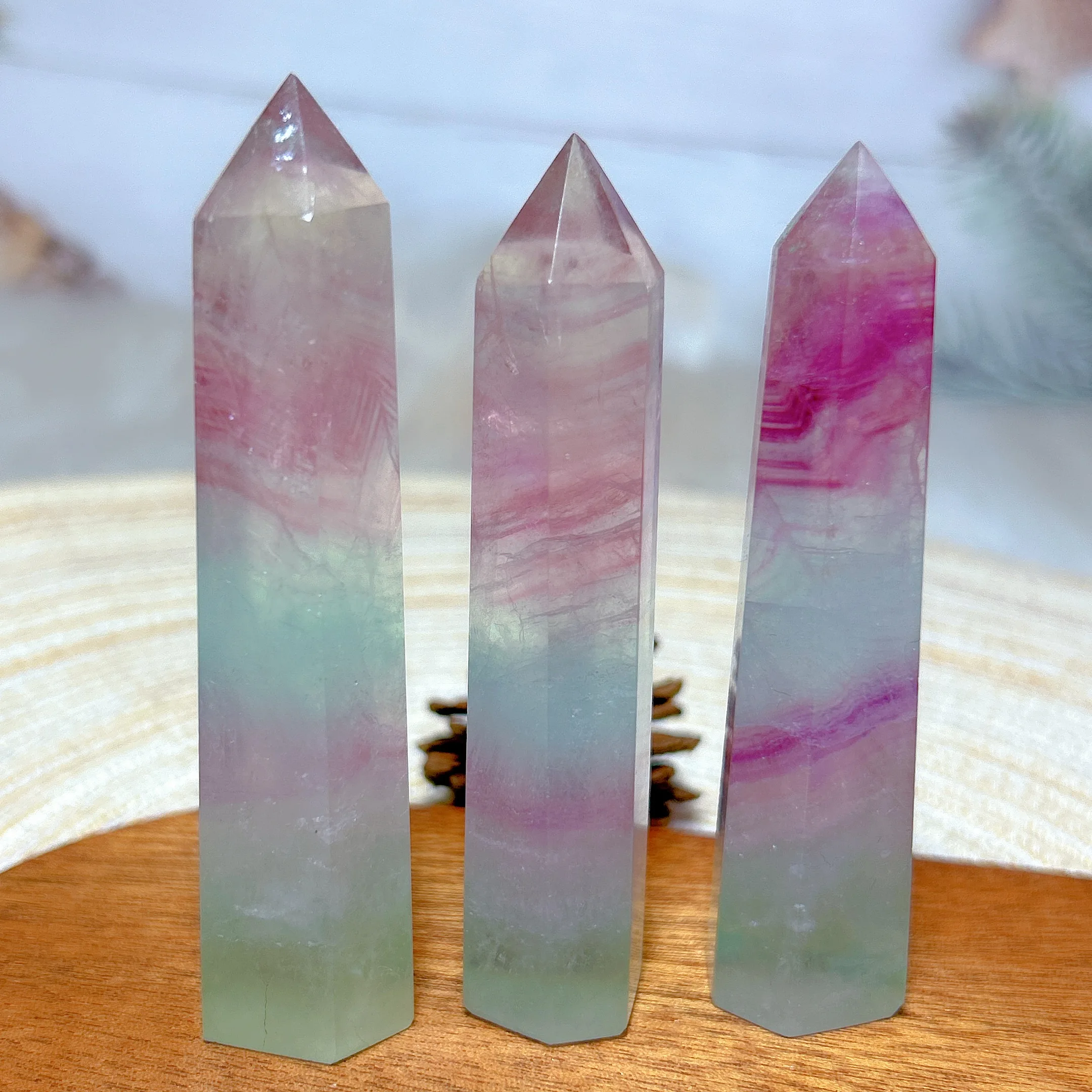 Natural Crystals Magenta Flourite Colorful Tower Point Healing Energy Crafts Desk Reiki Home Decorations Room Decor Gift