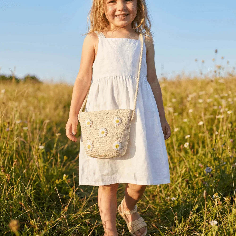 Eco-Friendly Flower Pattern Crossbody Bag Natural Material Solid Color Straw Beach Bag Weave Design Durable