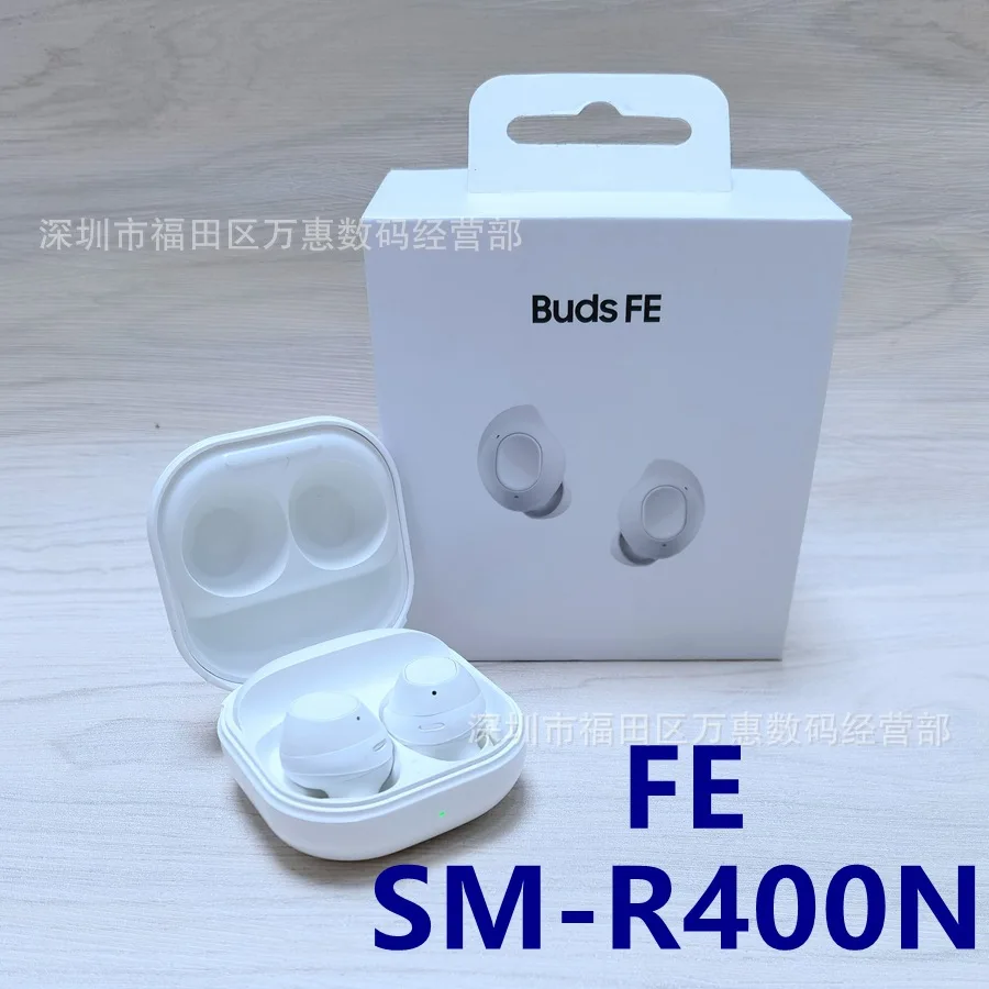

New Buds FE SM-R400N Bluetooth earphones with high-end wireless charging and stereo in ear sports