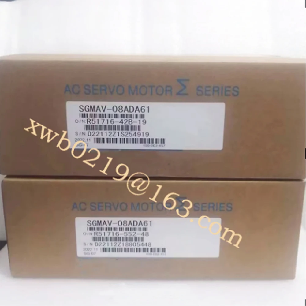 

Новый оригинальный серводвигатель SGMAV-08ADA61