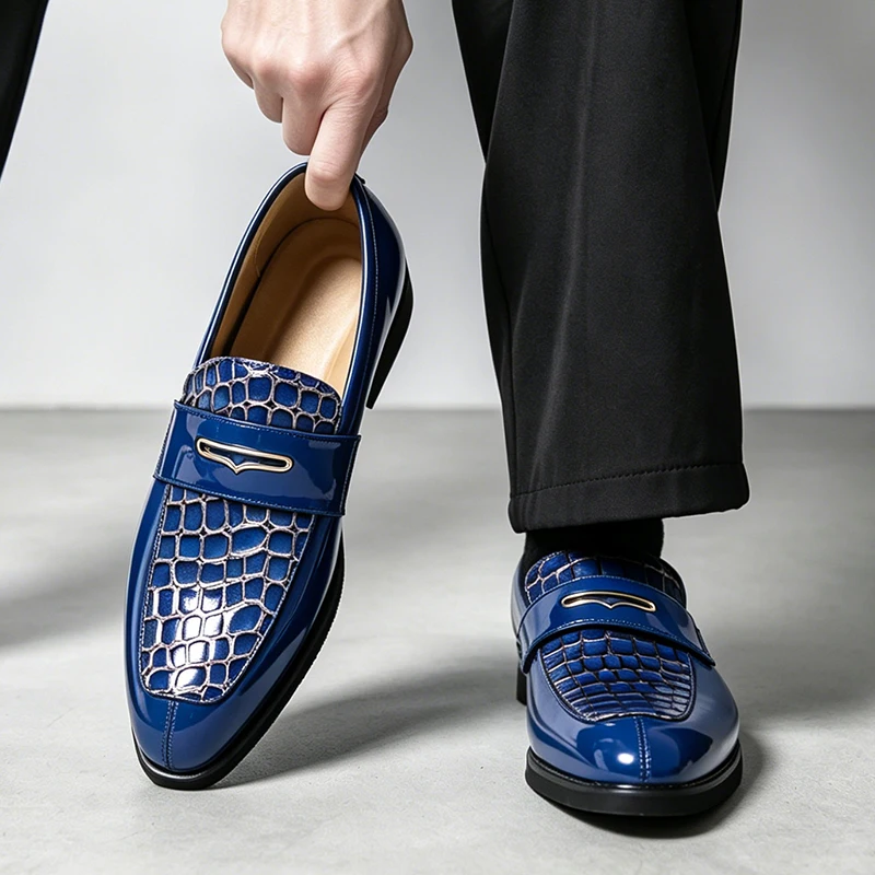 Brand Men Lacquered Leather Pointed Banquet Wedding Happiness Shoes Spring Fashion New Comfortable Foot Set Casual Leather Shoes