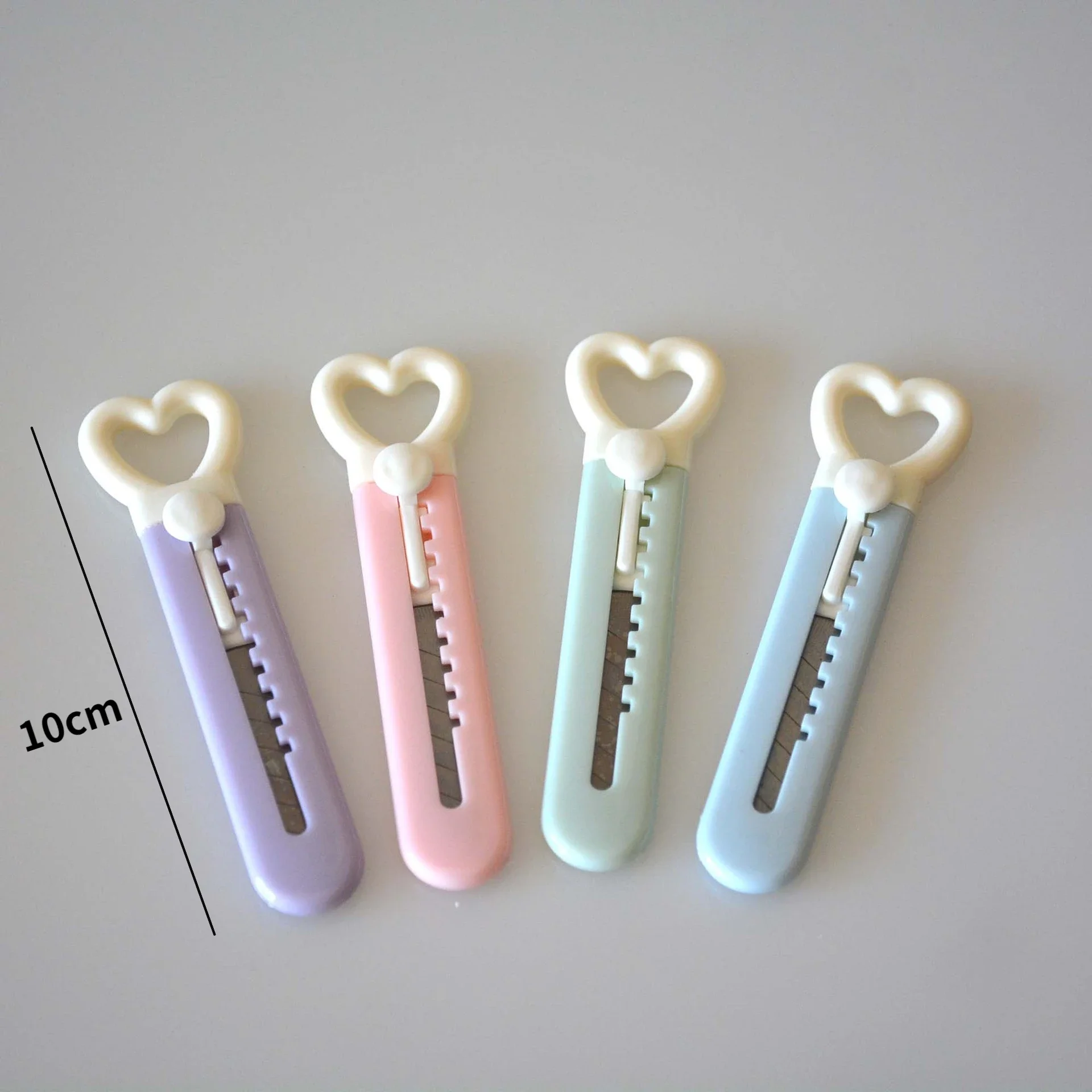 2pcs  Kawaii Mini Pocket Love Heart Art Utility Knife Express Box Knife Paper Cutter Craft Wrapping Refillable Blade Stationery