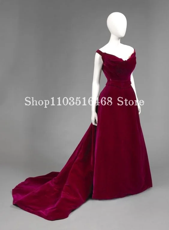 Historical Victorian Burgundy Prom Dress Sexy Spaghetti Straps Velvet Church Train Renaissance Women\'s Party Dresses