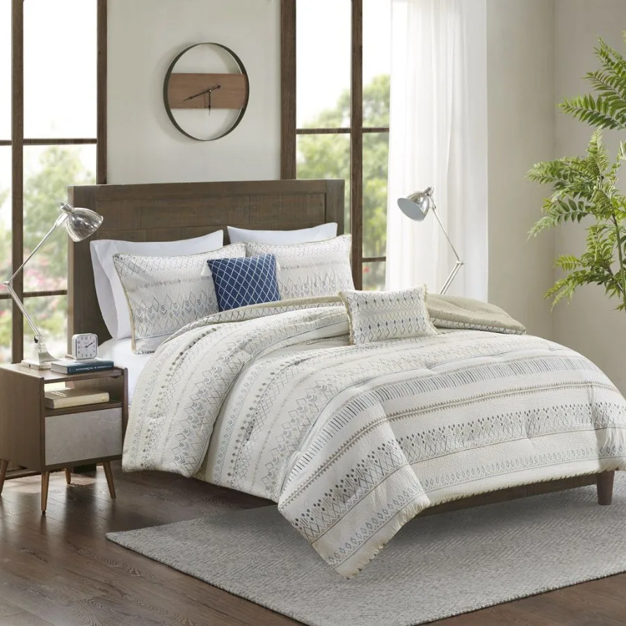 

5 Piece Printed Seersucker Comforter Set with Throw Pillows
