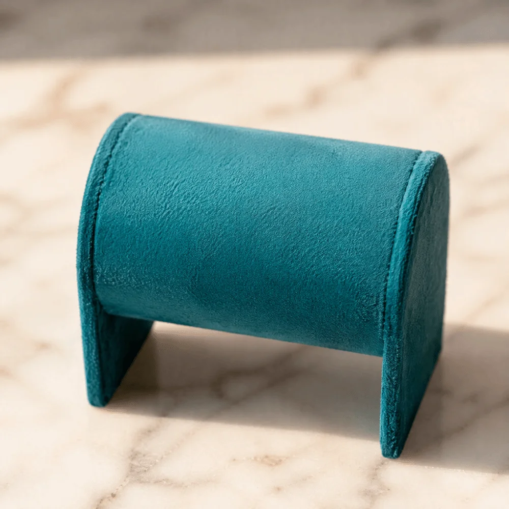 Velvet Pillow Jewelry Display Stand Multipurpose Lightweight Watch Bracelet Display Stand Versatile Convenient