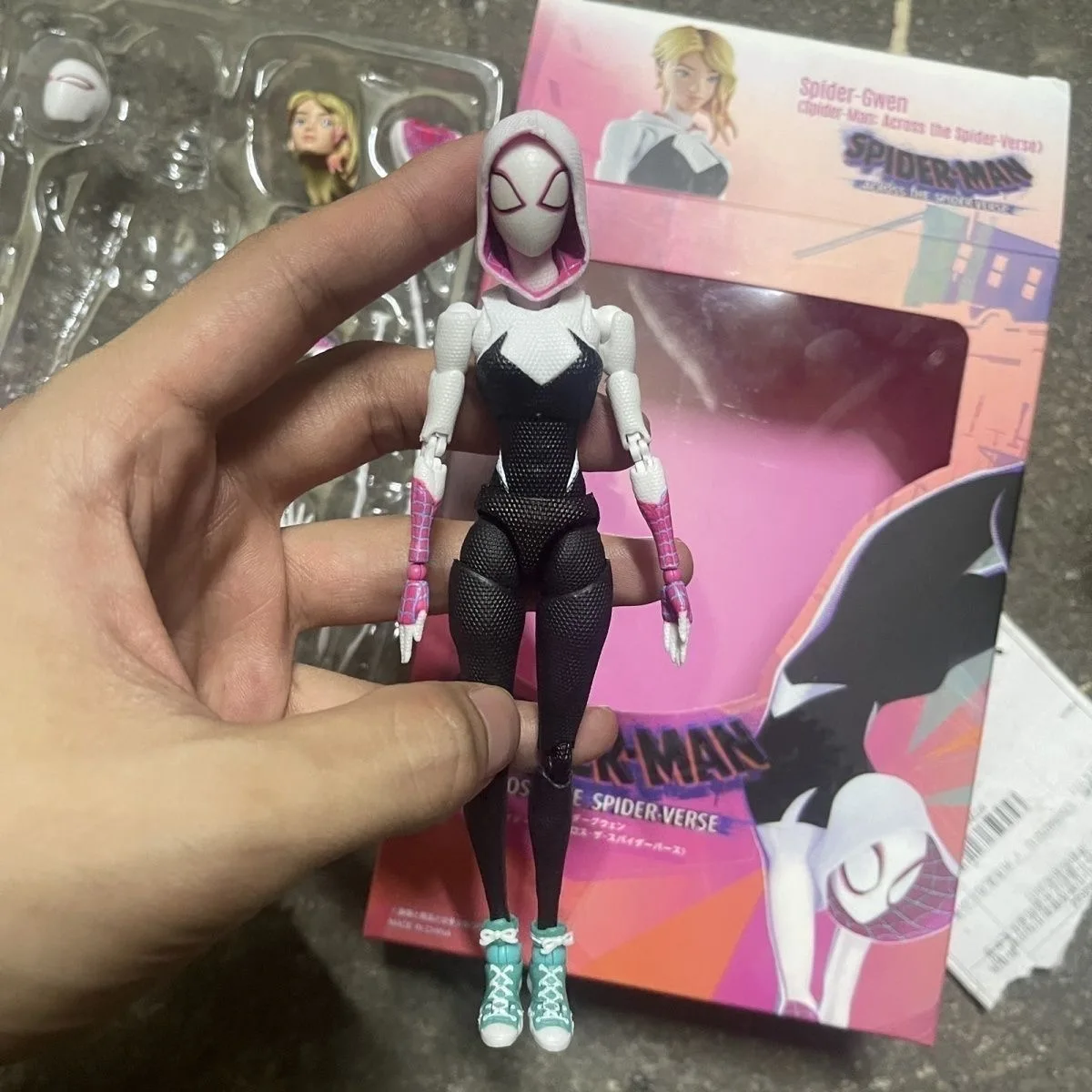Spider-Man：Into The Spider-Verse Gwen Stacy Anime Action Figure Collectible Toys Model Ornament Boys Birthday Gift - view 2