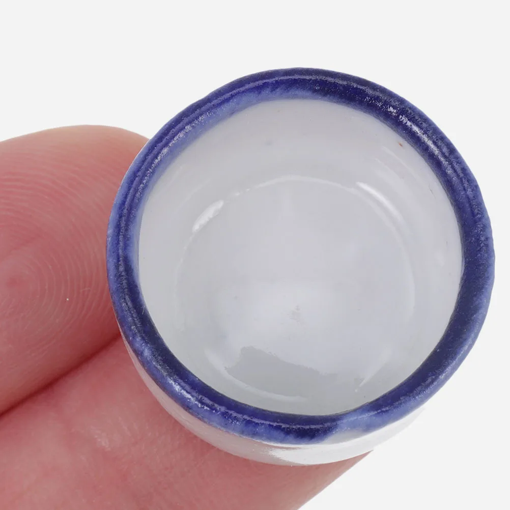 

24Pcs Mini Reptile Water Bowls Premium Ceramic Basin for Spiders Small Lizards Crawling Pets Feeding Sink Non-Slip