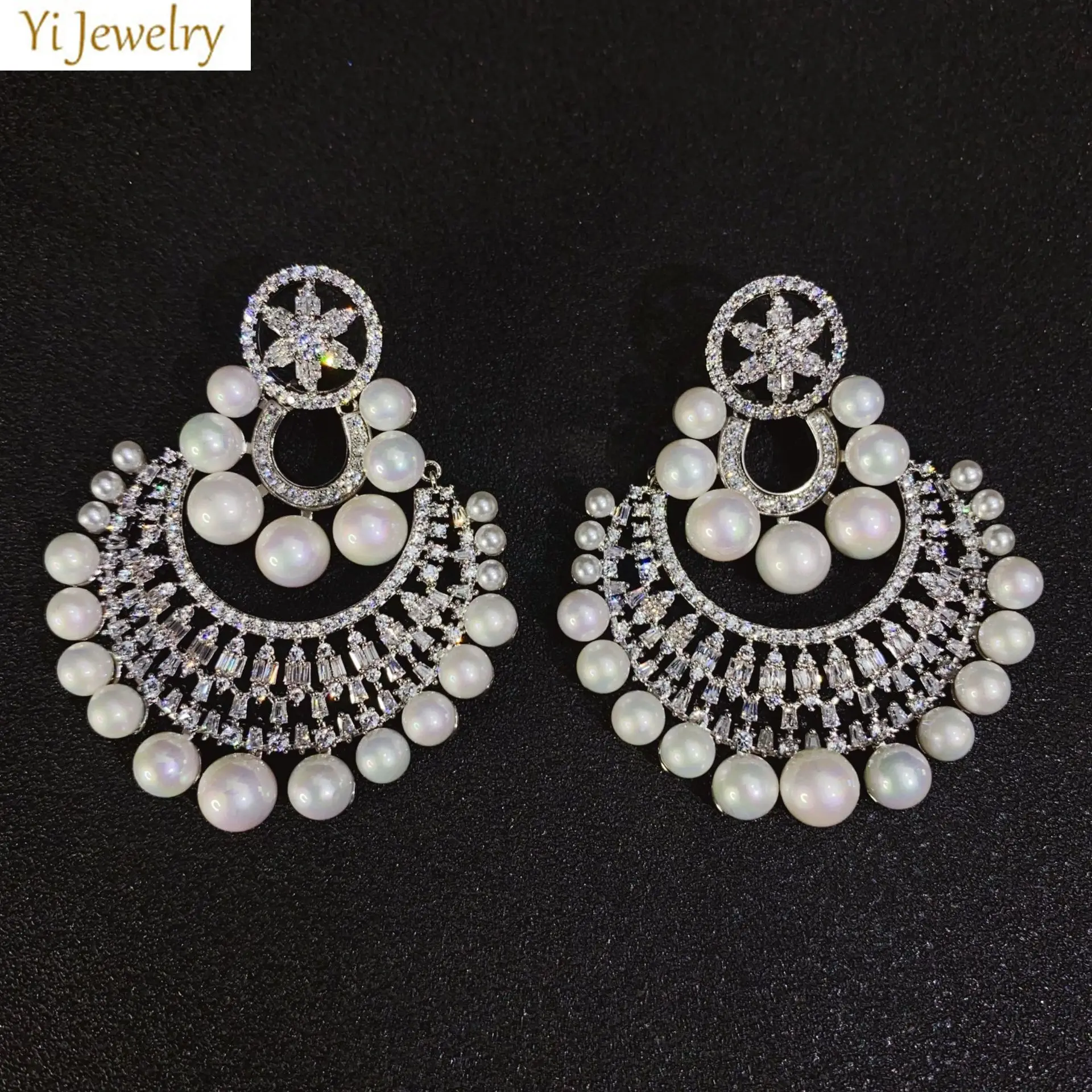 أقراط نسائية كبيرة على شكل مروحة قلادة على شكل قمر لؤلؤ أبيض قطرة سيلر مجوهرات ذهبية اللون أقراط متدلية لحفلات الزفاف والعروس