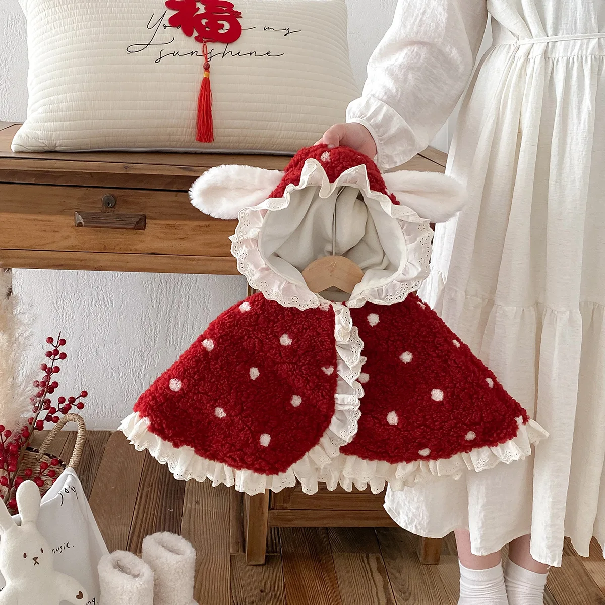 Autumn Winter Baby Girls Cloak Lace Rabbit Ear Hooded Hairy Warm Infant Girls Coat Windproof Princess Velvet Newborn Girl Shawl 