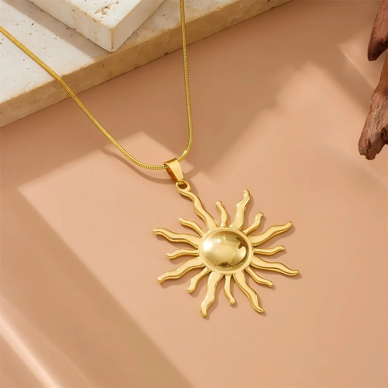 Collier européen et américain en os de serpent tournesol pour femmes, nouvelle chaîne de cou de flamme Unique, bijoux cadeau