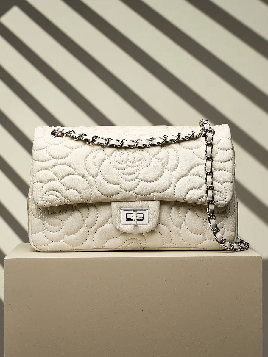 

2025 New Women's Fashion Shoulder Bag Ladies Sheepskin Camellia Pattern Chain Bag Crossbody Bags Luxury Designer Bag