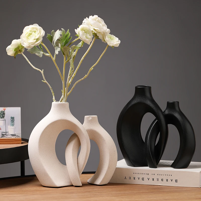 Vases Decor in Black Color Hot Sale Ceramic Vases for Home Decor Mini Vase