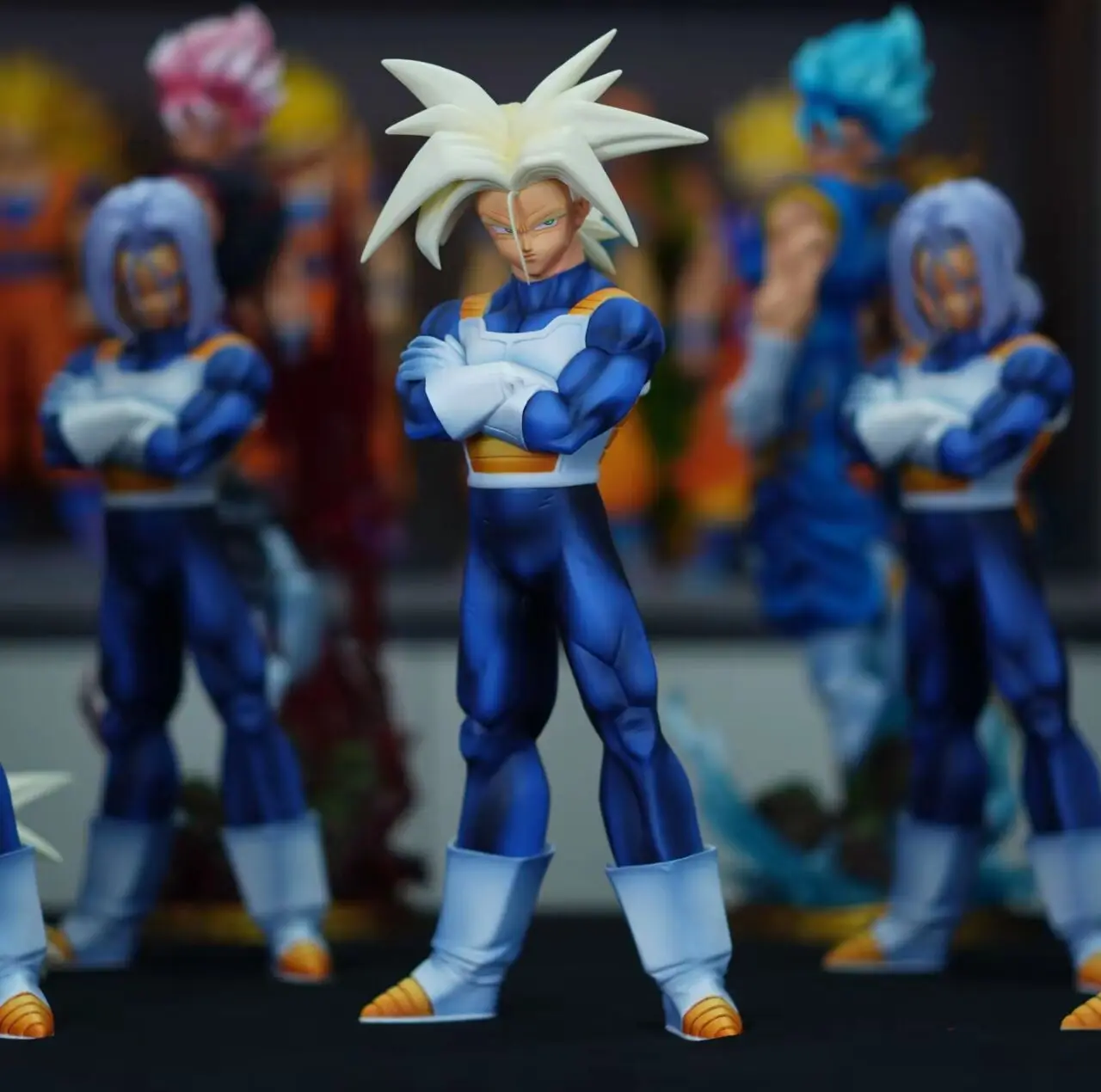 En STOCK VF & LK juguetes 33cm Dragon Ball Z figura de anime Ssj3 Vegeta figura Super Saiyan Trunks figuras PVC estatua modelo juguetes regalos
