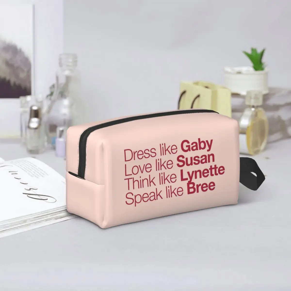 Desperate Housewives ( Red Peach ) Makeup Bag Cosmetic Organizer Storage Dopp Kit Toiletry Cosmetic Bag for Women Beauty Travel