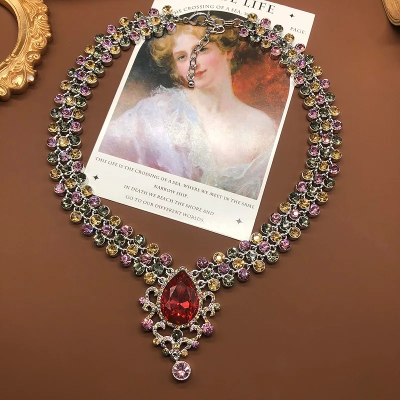 

Women Fashion Vintage Full Rhinestone Jewelry Necklace 2025