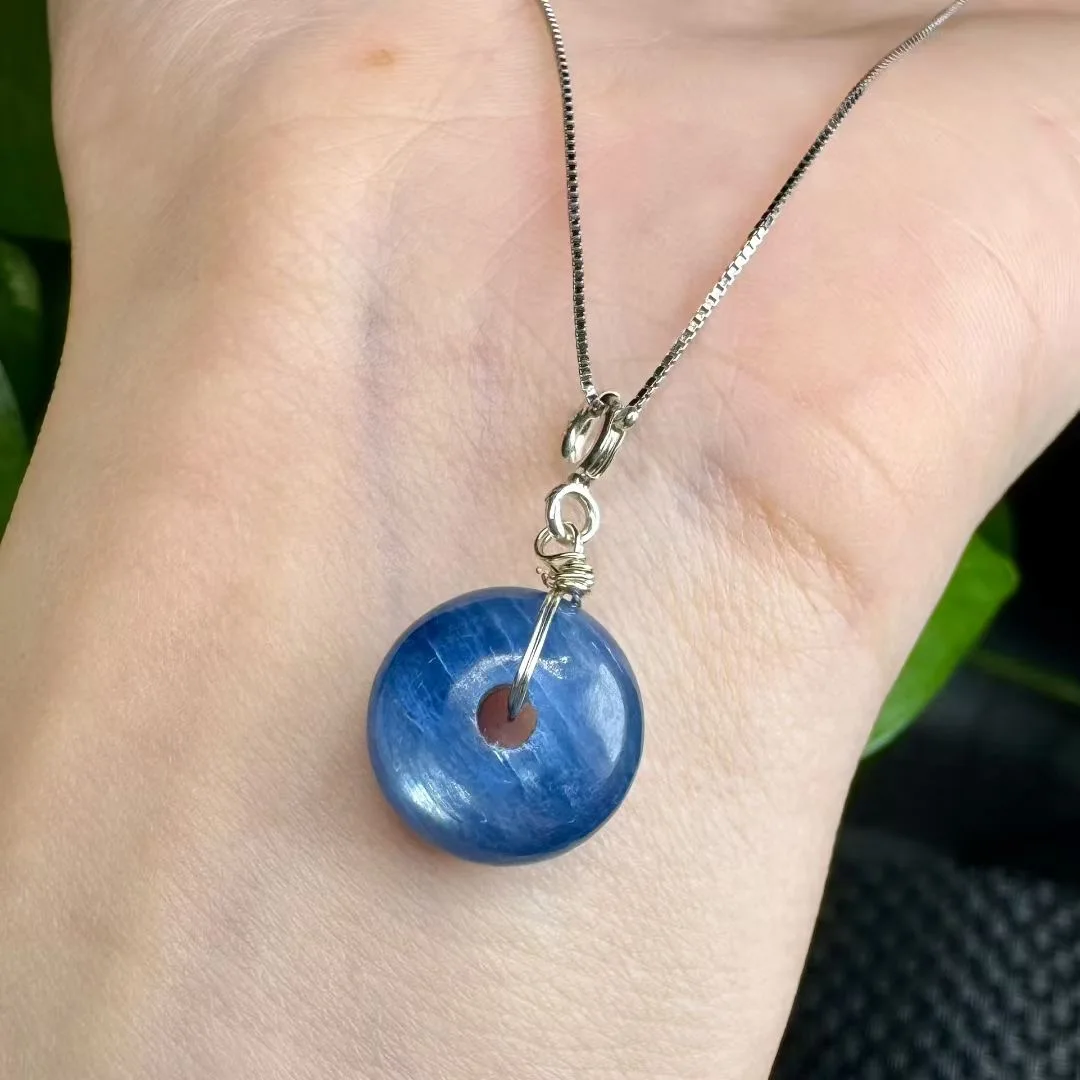 

1 шт. Fengbaowu натуральный кианит пончик кулон стерлингового серебра 925 пробы Рейки целебный камень DIY аксессуары ювелирные изделия подарок для женщин мужчин